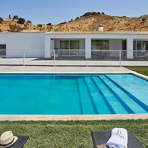 https://villa-vista-hermosa-olvera-by-ruralidays.es-andalucia.com